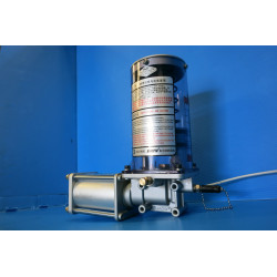 ref-022 Baton Bomba de lubricación centralizada neumatica modelo GED-221, para grasa